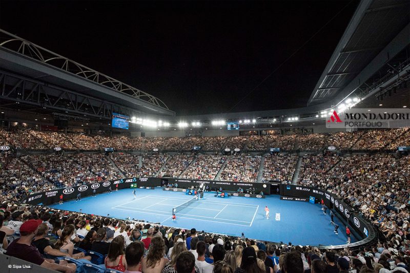 Melbourne, Australia - 14 gennaio 2019 - Partita del primo turno all'Australian Open 2019 tra lo svizzero Roger Federer e Denis Istomin dell'Uzbekistan. Roger Federer ha vinto 3-0.