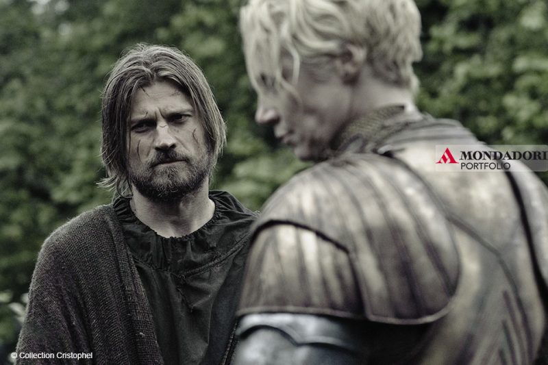 L'attore danese Nikolaj Coster-Waldau nella serie è Jaime Lannister, fratello di Cersei. 